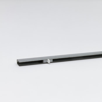 Mittelanschlag - Fachbreite 875 mm - für Stahlfachböden 